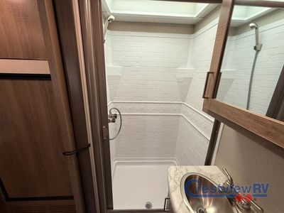 2022 Grand Design Imagine XLS - Photo 16