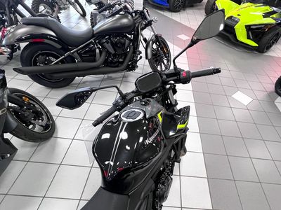 2024 Kawasaki Z650 - Photo 5