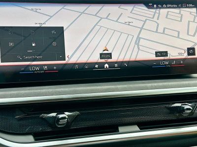 2026 BMW X5 — photo 10 view