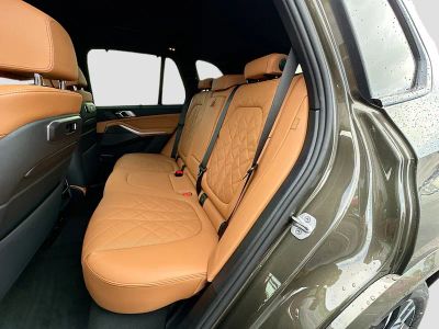 2026 BMW X5 — photo 19 view