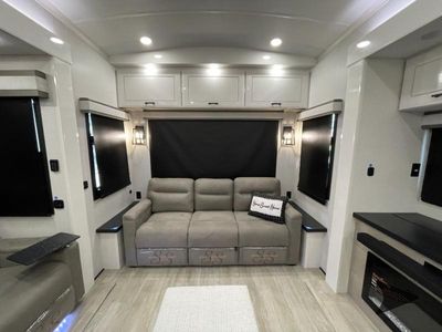 2026 Jayco Pinnacle - Photo 26