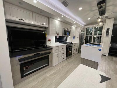 2026 Jayco Pinnacle - Photo 31