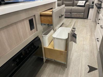 2026 Jayco Pinnacle - Photo 45