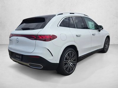 2026 Mercedes-Benz EQE 320+ - Photo 2