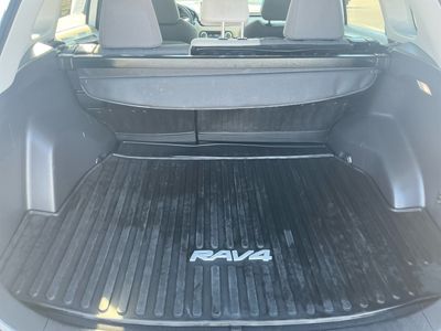 2023 Toyota RAV4 - Photo 10