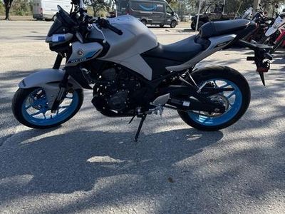 2025 Yamaha MT-03 - Photo 8
