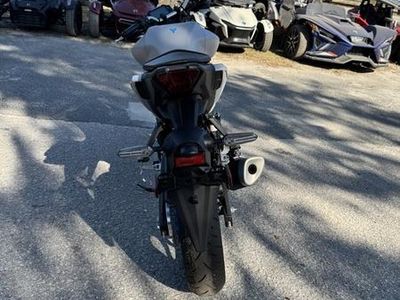 2025 Yamaha MT-03 - Photo 6