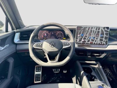 2026 Volkswagen Tiguan — photo 17 view
