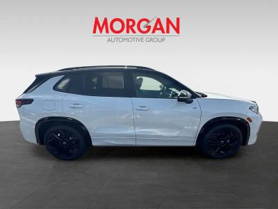 2026 Volkswagen Tiguan — photo 8 view