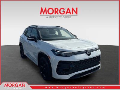 2026 Volkswagen Tiguan SE R-Line Black in Opal — front three-quarter view