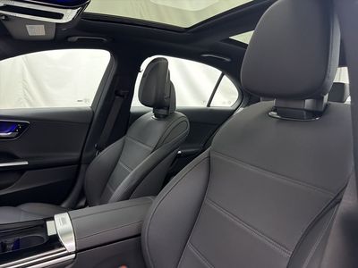 2026 Mercedes-Benz C-Class - Photo 13