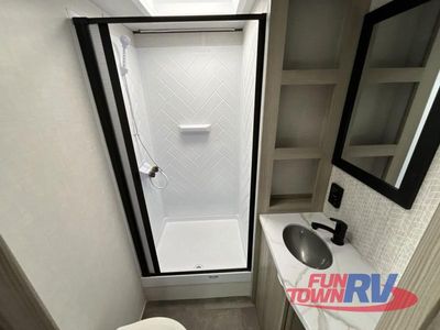 2025 Forest River RV Wildwood FSX - Photo 33