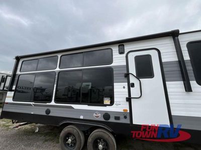2025 Forest River RV Wildwood FSX - Photo 5