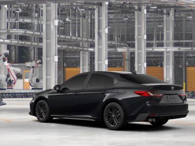 2026 Toyota Camry - Photo 8
