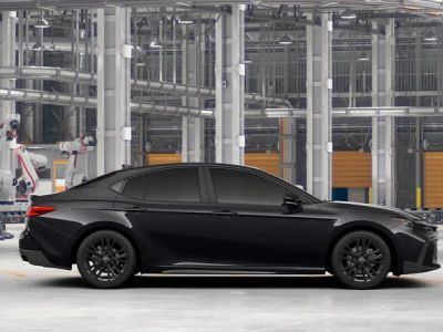 2026 Toyota Camry - Photo 14