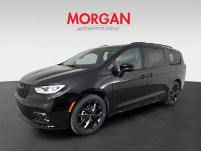2026 Chrysler Pacifica — photo 9 view