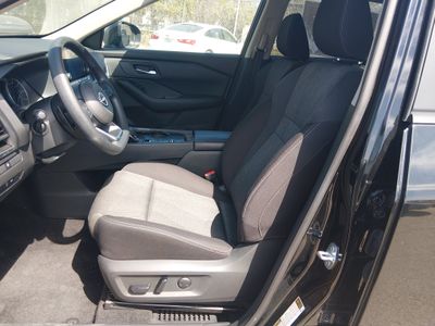 2024 Nissan Rogue — photo 20 view