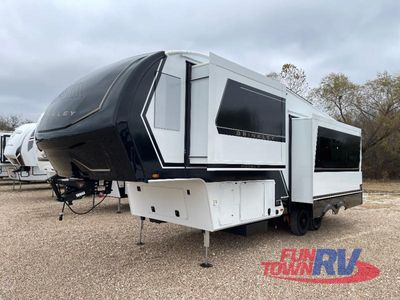 2026 Brinkley Model Z - Photo 2