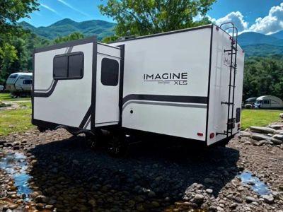 2026 Grand Design Imagine XLS - Photo 4