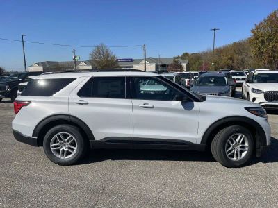 2026 Ford Explorer — side profile view
