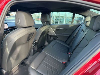 2026 BMW 530i - Photo 26