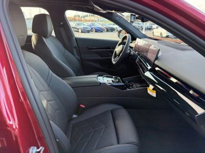 2026 BMW 530i - Photo 25