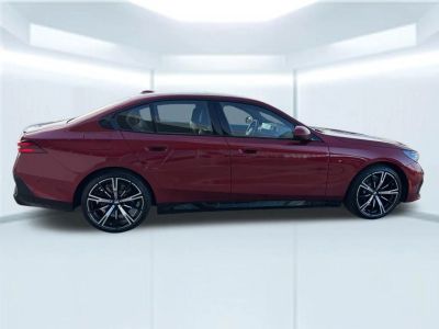 2026 BMW 530i - Photo 7