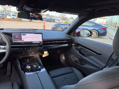 2026 BMW 530i - Photo 28