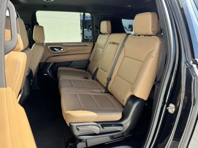 2024 Chevrolet Suburban - Photo 21