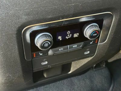 2024 Chevrolet Suburban - Photo 23