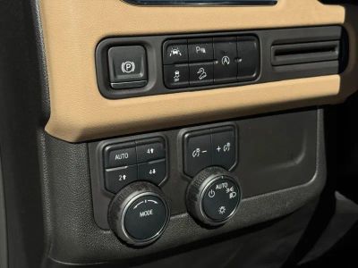 2024 Chevrolet Suburban - Photo 32