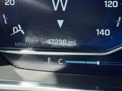 2024 Chevrolet Suburban - Photo 5