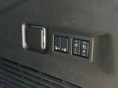 2024 Chevrolet Suburban - Photo 16