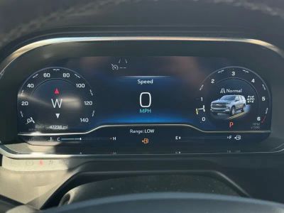 2024 Chevrolet Suburban - Photo 35