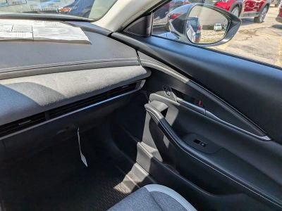 2026 Mazda CX-30 — photo 16 view