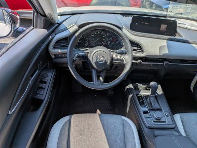 2026 Mazda CX-30 — photo 15 view
