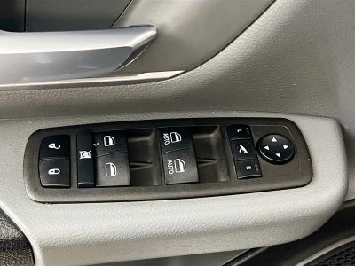 2023 Ram 1500 — photo 14 view