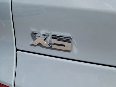 2026 BMW X5 — engine compartment view