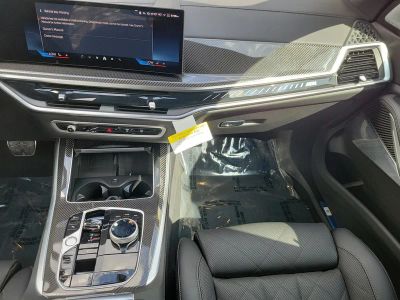 2026 BMW X5 — photo 9 view