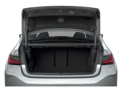 2026 BMW 3 Series — photo 8 view