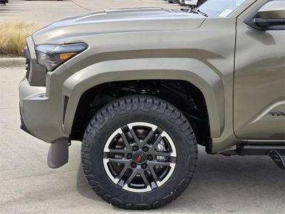 2026 Toyota Tacoma - Photo 6