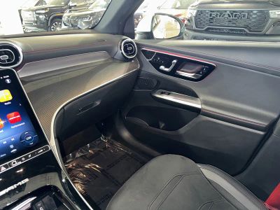 2025 Mercedes-Benz GLC — photo 31 view