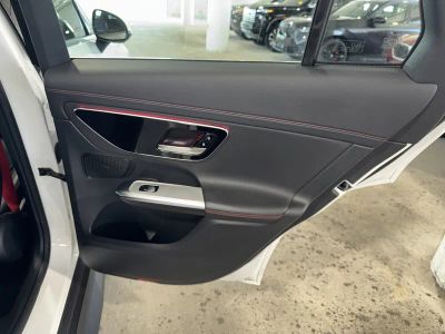 2025 Mercedes-Benz GLC — photo 11 view