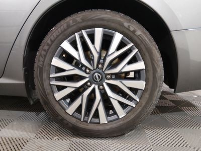 2024 Nissan Altima — photo 10 view