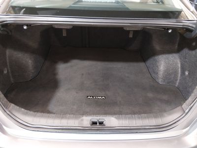 2024 Nissan Altima — photo 11 view