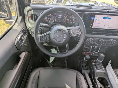 2026 Jeep Wrangler — photo 14 view
