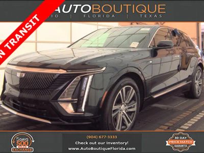 2024 Cadillac LYRIQ Luxury in Emerald Lake Metallic — front three-quarter view