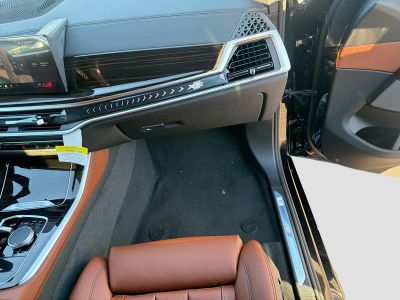 2026 BMW X5 — photo 18 view