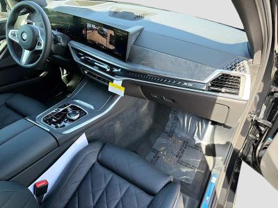 2026 BMW X5 — photo 14 view