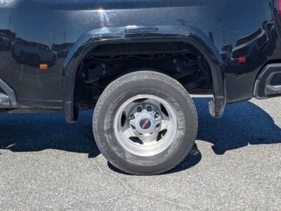 2022 GMC Sierra 3500HD — photo 11 view